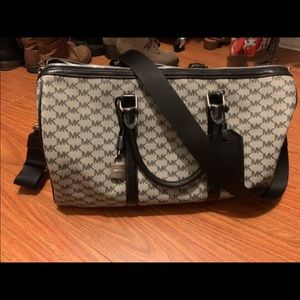 Michael kors carry on like new